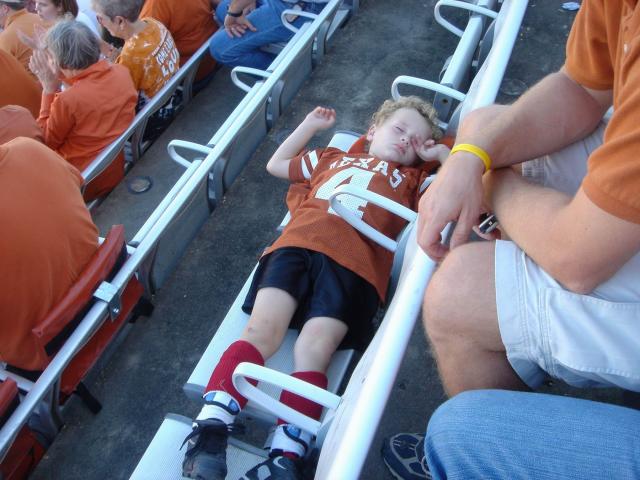 2004/10(Oct)/01(Tailgate-Missouri)/640x480_2004-10-16 17-24-12.JPG